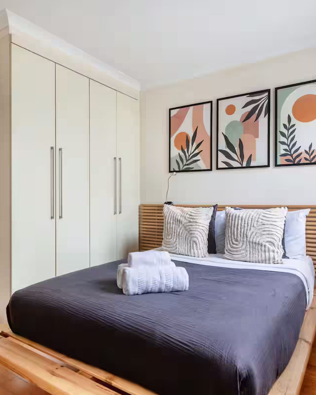 Bedroom, Campden Hill Gardens