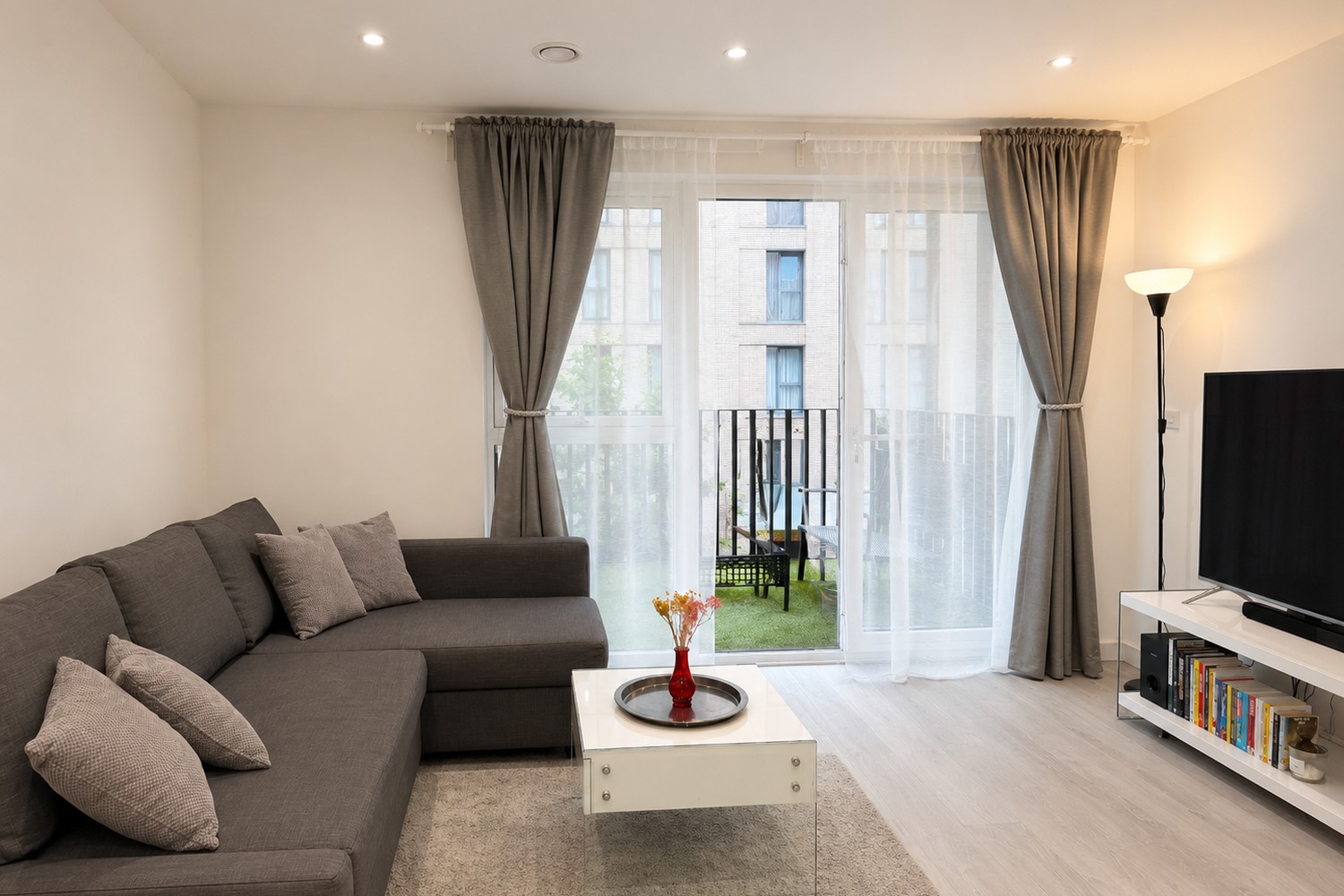 Eider Apartments, Hendon Waterside
