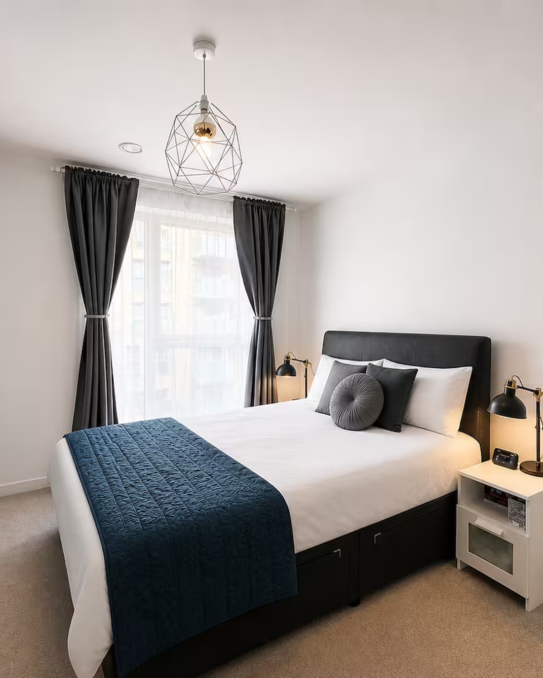 Bedroom, Eider Apartments