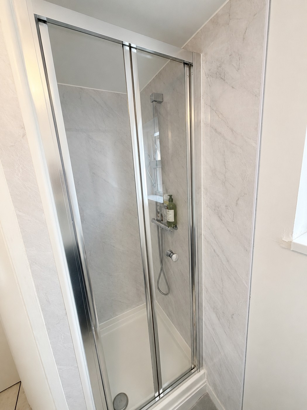 Bathroom, Forest Gate
