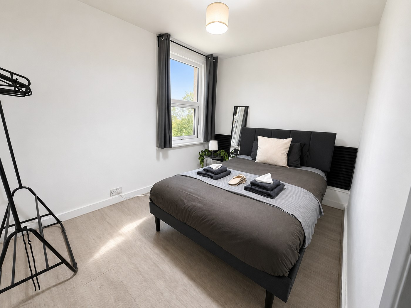 Bedrooms, Forest Gate