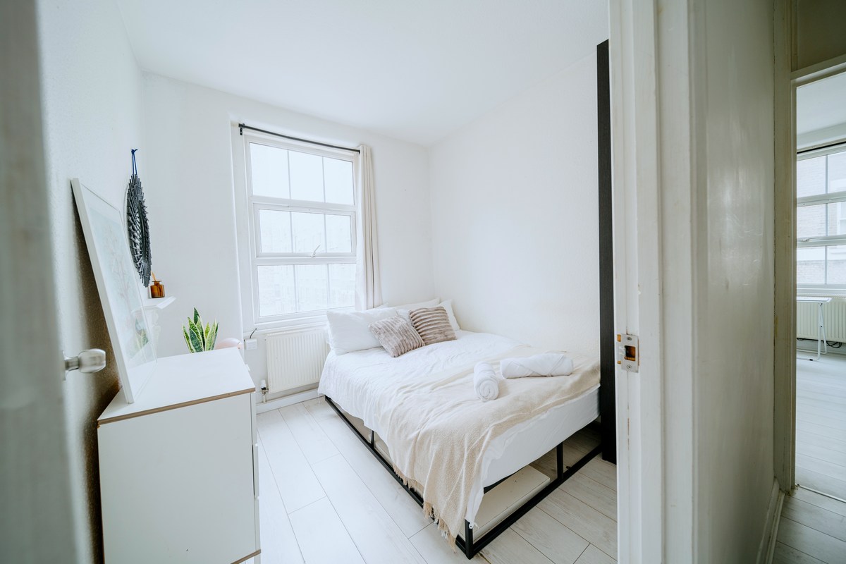 Bedrooms, Miles Edgware 2