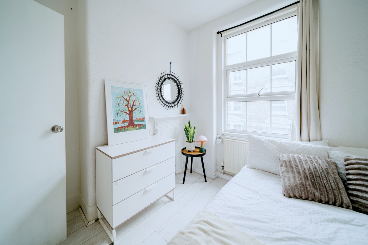 Bedrooms, Miles Edgware 2